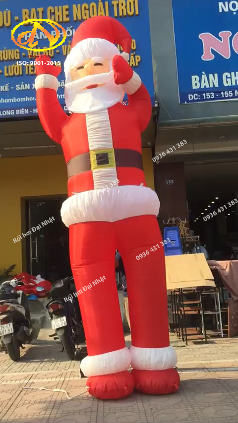 Hình nộm Ông già Noel cao 3,5m 