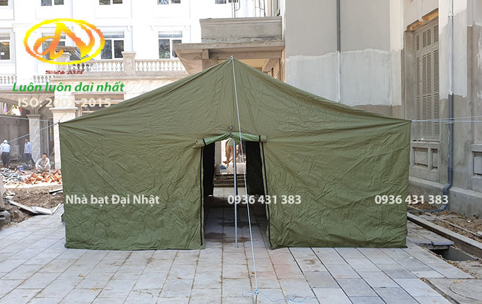 Lối vào nhà bạt quân đội 