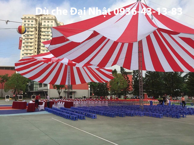 Dù che nắng sân trường là gì? Dùng loại nào tốt nhất