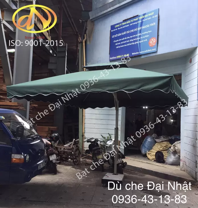 Dù nắng lệch tâm là gì? Bảng giá dù lệch tâm