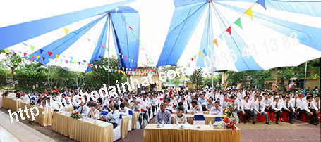 Dù trắng xanh