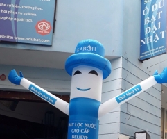 Rối hơi màu xanh dương