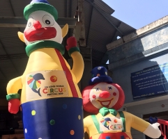 Hình nộm chú hề