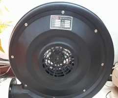 Máy thổi cổng hơi