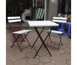 Bàn ghế cafe IKEA màu trắng